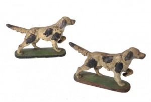 Pair of 19th century iron bookends depicting pointers